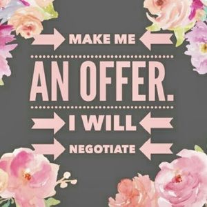 MAKE AN OFFER 📲 I will more than likely accept it